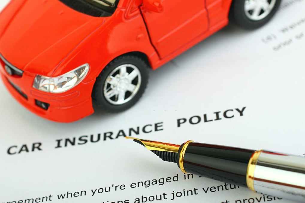 car insurance lawyer salary